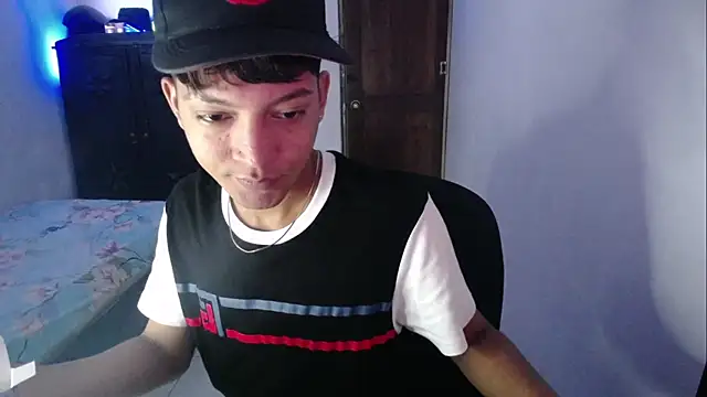 Snapshot of Sxntisaul__ chatting on 02-09-25, 02:18 Sxntisaul online show from 02-09-25, 02:18