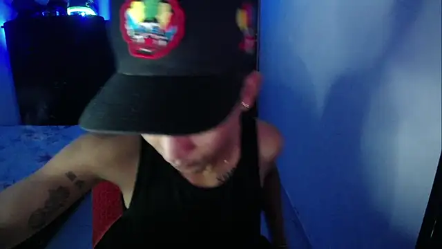 Snapshot of Sxntisaul__ chatting on 02-13-25, 02:56 Sxntisaul online show from 02-13-25, 02:56