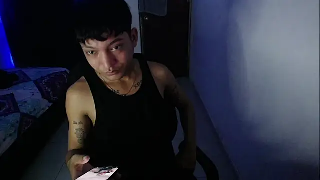 Snapshot of Sxntisaul__ chatting on 02-18-25, 04:05 Sxntisaul online show from 02-18-25, 04:05