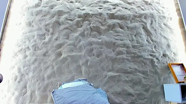 Snapshot of Isa__Blanc chatting on 03-22-25, 05:49 Isa Blanc online show from 03-22-25, 05:49