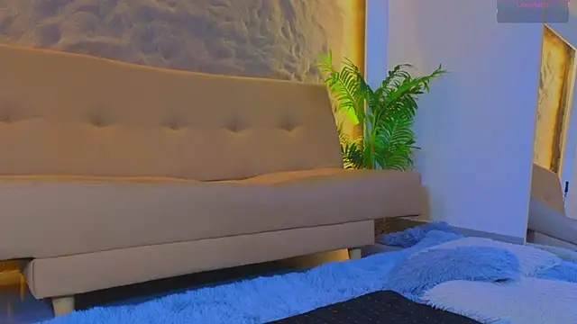 Snapshot of Isa__Blanc chatting on 11-05-25, 03:06 Isa Blanc online show from 11-05-25, 03:06