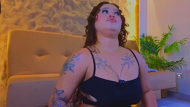 Snapshot of Isa__Blanc chatting on 11-26-25, 02:23 Isa Blanc online show from 11-26-25, 02:23