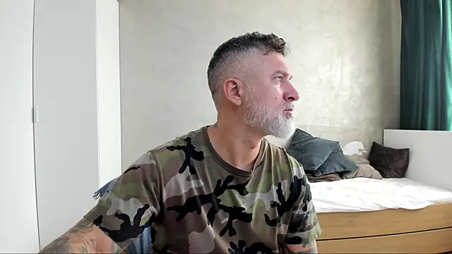 BlowMyXXL online show from 09-10-25, 06:13