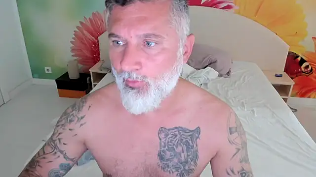 BlowMyXXL online show from 11-15-25, 12:23