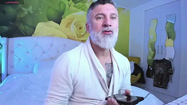 BlowMyXXL online show from 02-08-26, 09:13