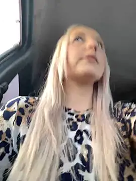 Snapshot of MerlinDave chatting on 12-23-24, 04:01 MerlinDave online show from 12-23-24, 04:01