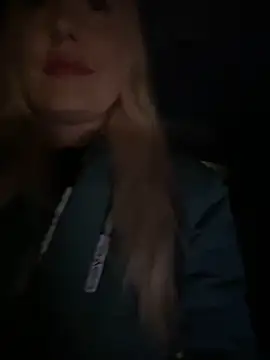 Snapshot of MerlinDave chatting on 01-30-25, 01:00 MerlinDave online show from 01-30-25, 01:00