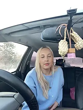 Snapshot of MerlinDave chatting on 02-18-25, 04:15 MerlinDave online show from 02-18-25, 04:15