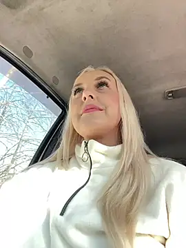 Snapshot of MerlinDave chatting on 03-12-25, 04:19 MerlinDave online show from 03-12-25, 04:19