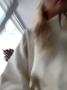 Snapshot of MerlinDave chatting on 03-19-25, 12:59 MerlinDave online show from 03-19-25, 12:59