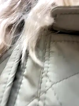 Snapshot of MerlinDave chatting on 11-07-25, 01:27 MerlinDave online show from 11-07-25, 01:27