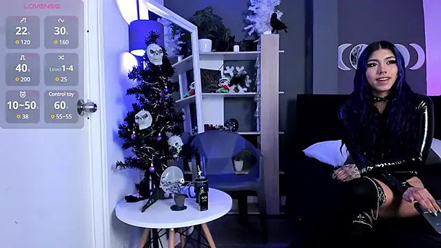 Raven Witch  online show from 12-31-24, 08:02