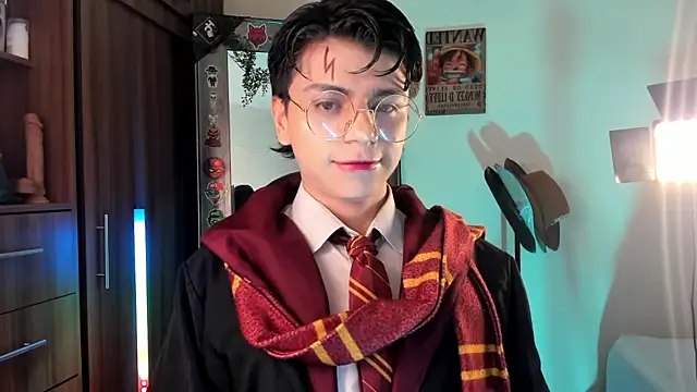 Snapshot of marckalexis chatting on 09-19-25, 03:30 marckalexis online show from 09-19-25, 03:30