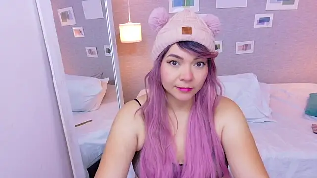 Snapshot of Cuckold_lover69 chatting on 09-26-25, 01:15 Cuckold lover69 online show from 09-26-25, 01:15