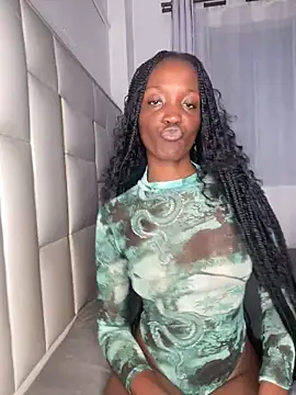 Fanclubbbbb online show from 12-20-24, 07:28