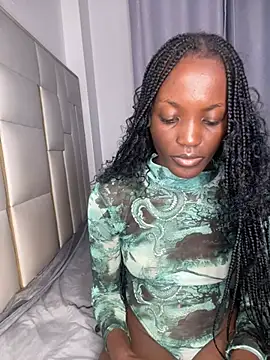 Fanclubbbbb online show from 12-20-24, 10:32