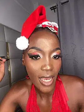 Fanclubbbbb online show from 12-24-24, 12:33