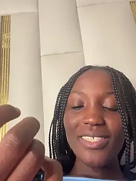 Fanclubbbbb online show from 03-06-25, 04:19