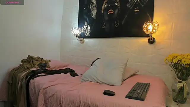 miss lucero1 online show from 01-28-25, 05:32