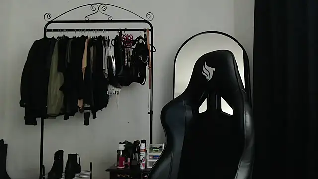 marisilva br online show from 02-06-25, 11:48