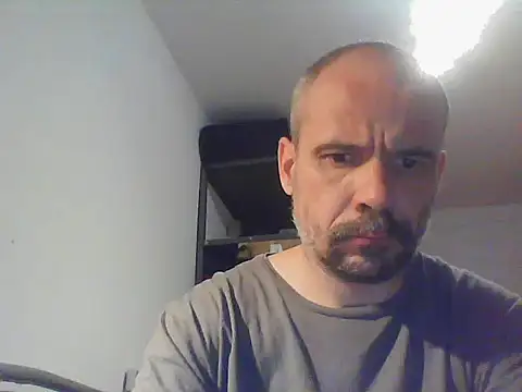 Franc113 online show from 12-17-25, 04:24