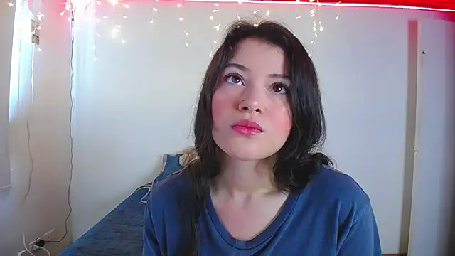 Snapshot of juli05star20 chatting on 12-17-24, 02:55 juli05star20 online show from 12-17-24, 02:55