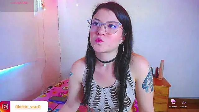 Snapshot of juli05star20 chatting on 01-22-25, 06:20 juli05star20 online show from 01-22-25, 06:20