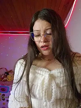juli05star20 online show from 06-14-26, 10:23