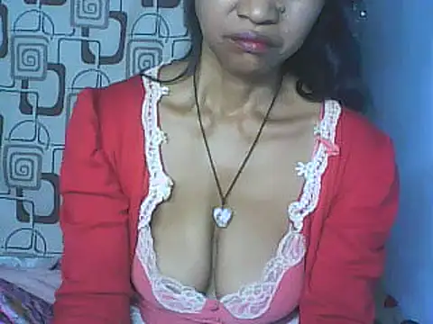 Snapshot of nene_belle chatting on 05-06-26, 05:03 nene belle online show from 05-06-26, 05:03
