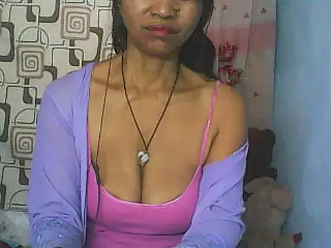 Snapshot of nene_belle chatting on 05-14-26, 07:37 nene belle online show from 05-14-26, 07:37