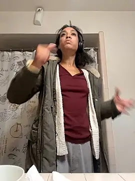 starrynikki online show from 12-08-24, 04:35