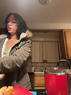 starrynikki online show from 12-31-24, 06:48