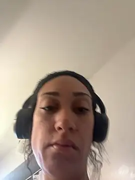 starrynikki online show from 01-14-25, 07:43