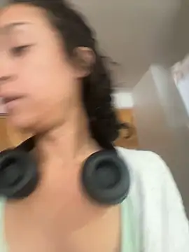 starrynikki online show from 01-25-25, 08:31