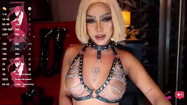 Snapshot of NatalyaFox chatting on 01-19-25, 07:46 NatalyaFox online show from 01-19-25, 07:46