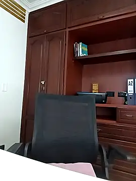 XMara online show from 02-14-25, 02:18