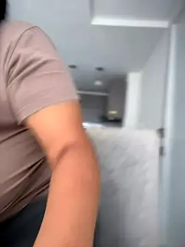 XMara online show from 09-29-25, 06:13