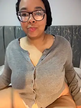 XMara online show from 04-23-26, 03:03