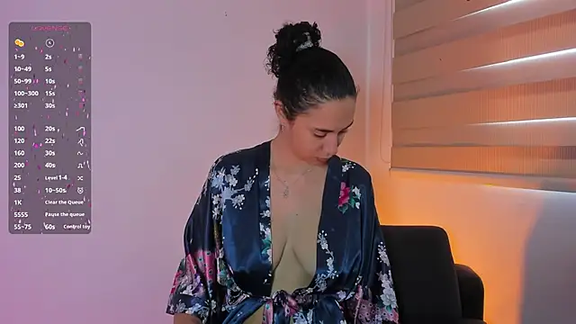 thaliacollins online show from 01-02-25, 03:08