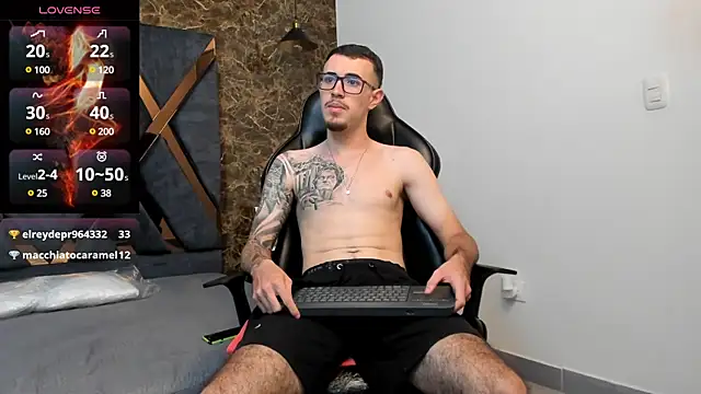 CodyWalkerR online show from 12-12-24, 05:26