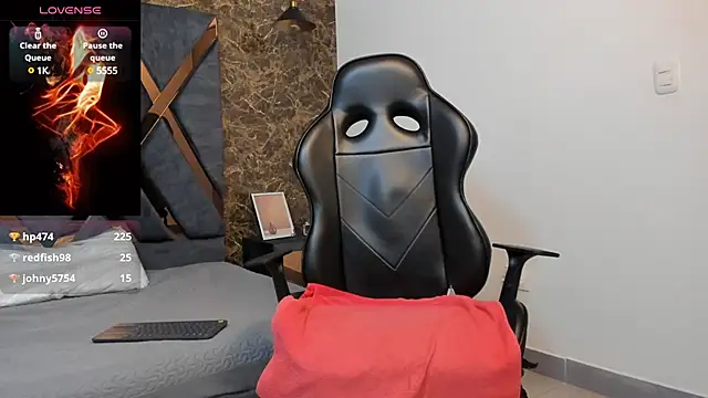 CodyWalkerR online show from 12-20-24, 05:40