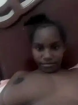 Snapshot of Ebonyyprincess chatting on 11-12-25, 07:13 Ebonyyprincess online show from 11-12-25, 07:13