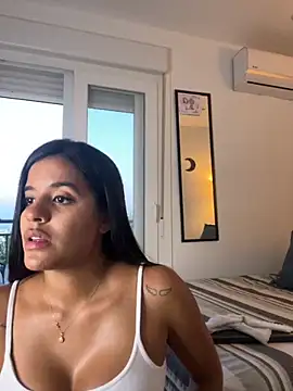 EmelyRogers online show from 10-07-25, 05:54