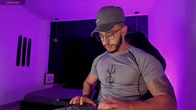 Liam Kleiin online show from 11-14-25, 11:20