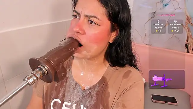 Snapshot of taylor_cupper chatting on 02-07-26, 06:06 taylor cupper online show from 02-07-26, 06:06