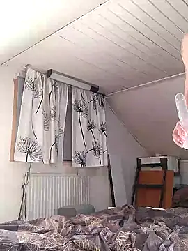 Sonare74 online show from 12-24-24, 04:44