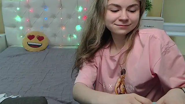 TinaRedly online show from 03-06-25, 05:14