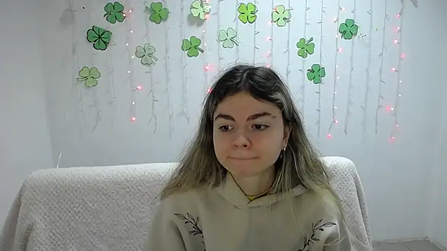 TinaRedly online show from 03-16-25, 06:23