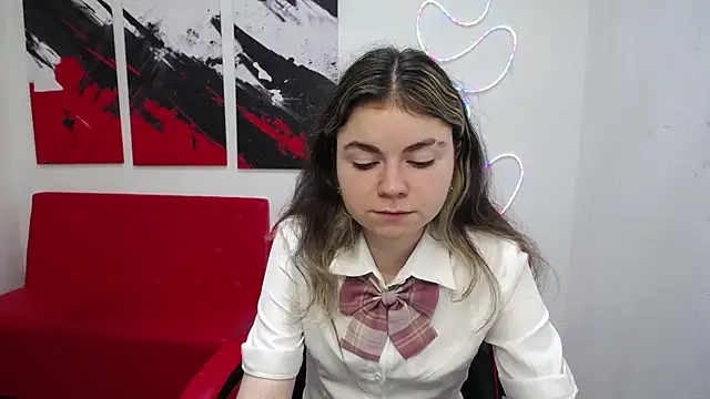 TinaRedly online show from 07-24-26, 07:01