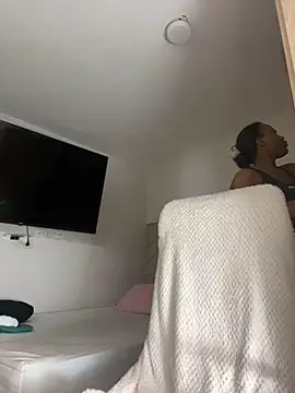 kellya  online show from 02-03-26, 11:37